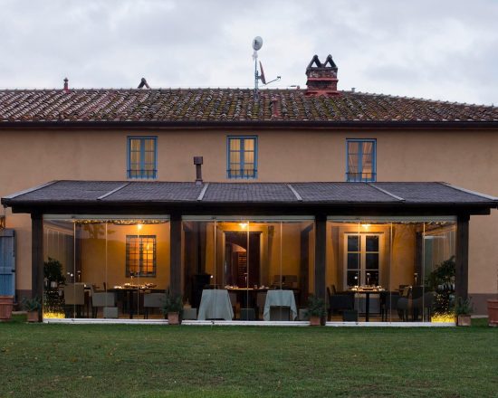7 nights at Tenuta Le Tre Virtu with breakfast and 3 green fees per person (Golf Club Montecatini, Ugolino and Le Pavoniere)