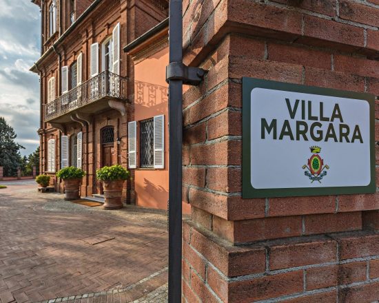 8 Nächte in der Villa Margara und 4 Greenfees je Person (GC Margara, GC Valcurone, GC Villa Carolina und GC Colline del Gavi)
