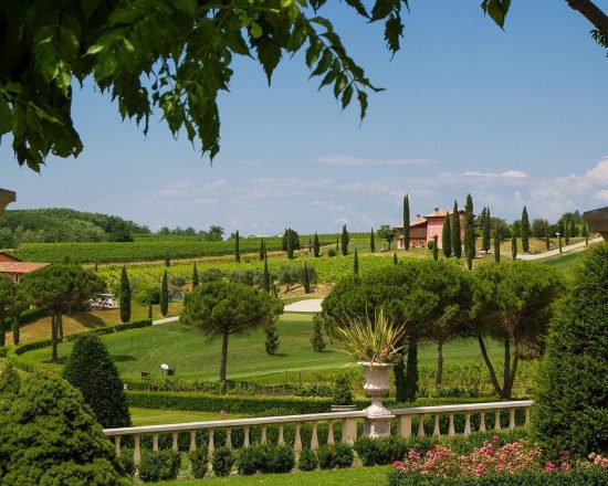 7 nuits à l'hôtel Ville Bianchi avec petit-déjeuner et 3 green fees par personne (Golf Club Grado et Golf & Country Club Castello di Spessa)