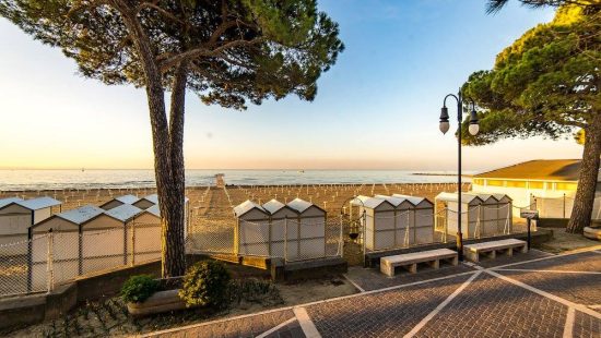 5 nights at Hotel Ville Bianchi with breakfast and 2 green fees per person (Golf Club Grado and Golf & Country Club Castello di Spessa)