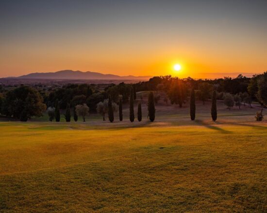 7 Nächte im Casale del Golf Club Montecatini und 3 Greenfee je Person (Golfclub Montecatini, Bellosguardo und La Pavoniere)