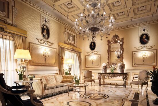 3 nights with breakfast at Hotel Splendide Royal including one Green fee per person (GC Parco di Roma)