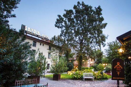 3 noches con desayuno en Savoia Hotel Country House incluido un Green fee por persona (Golf Club Bologna)