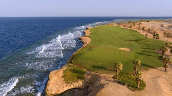 (1.) Foto di The Cascades Golf & Country Club